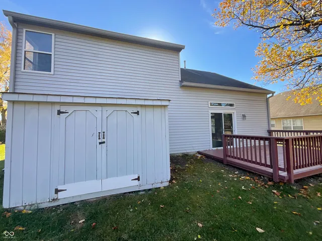 $320,000 | 6880 Cherry Blossom E Drive, Fishers, IN 46038