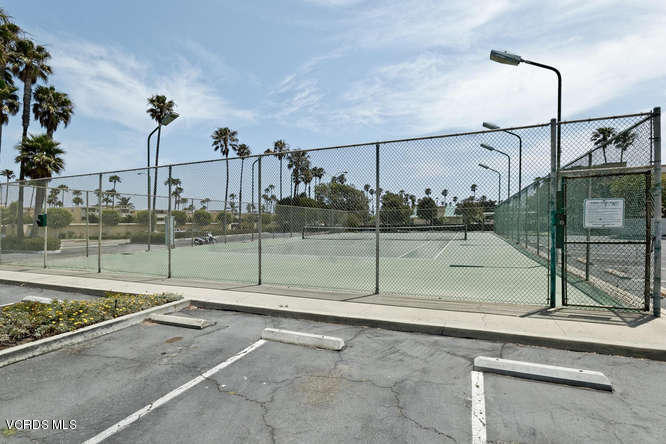2901 Peninsula Road, Unit 345 Oxnard, CA 93035 - Photo 24 of 28 2901 Peninsula Rd Unit 347-small-029-Ten