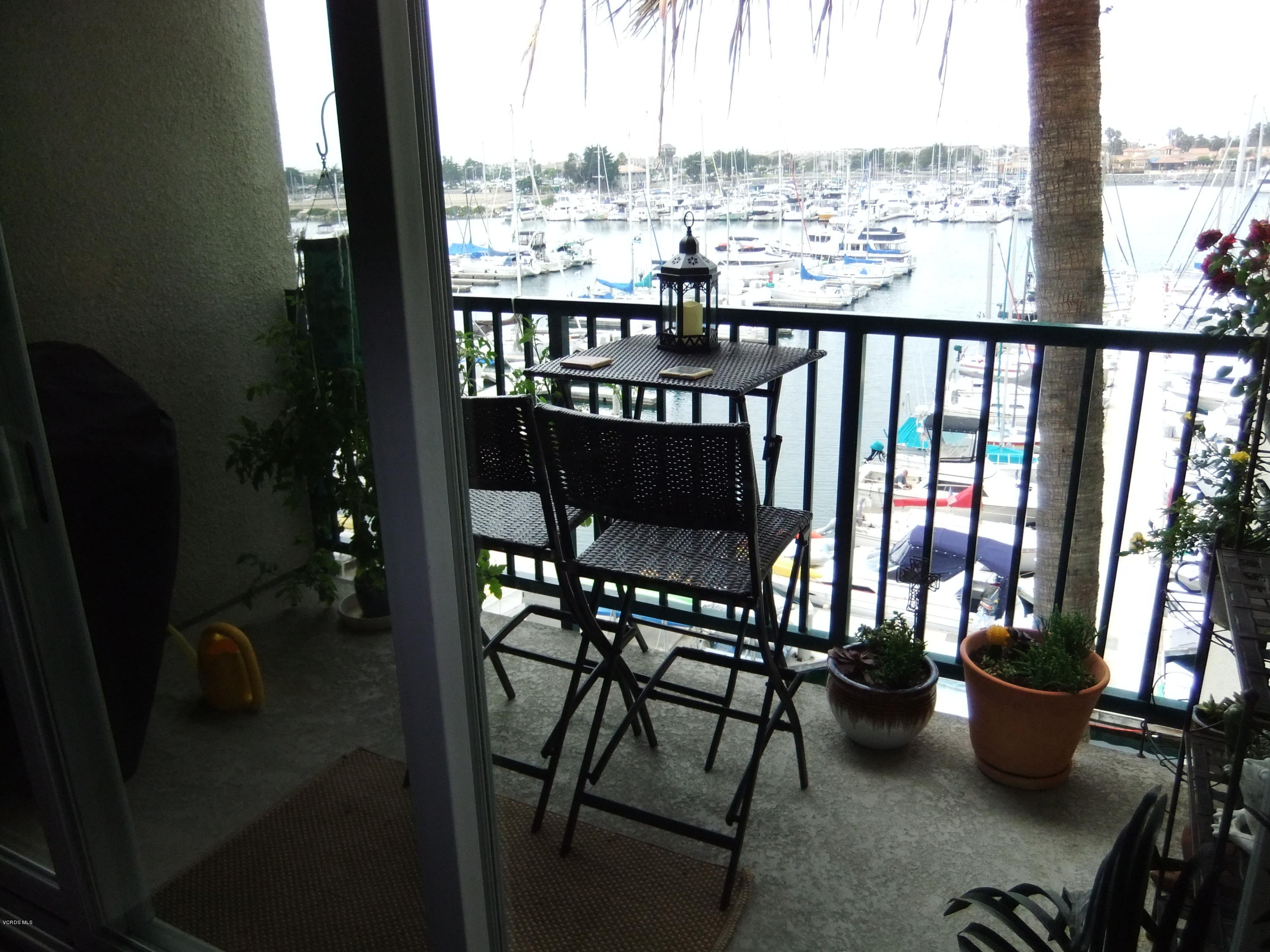 2901 Peninsula Road, Unit 345 Oxnard, CA 93035 - Photo 8 of 28 patio extends from living room