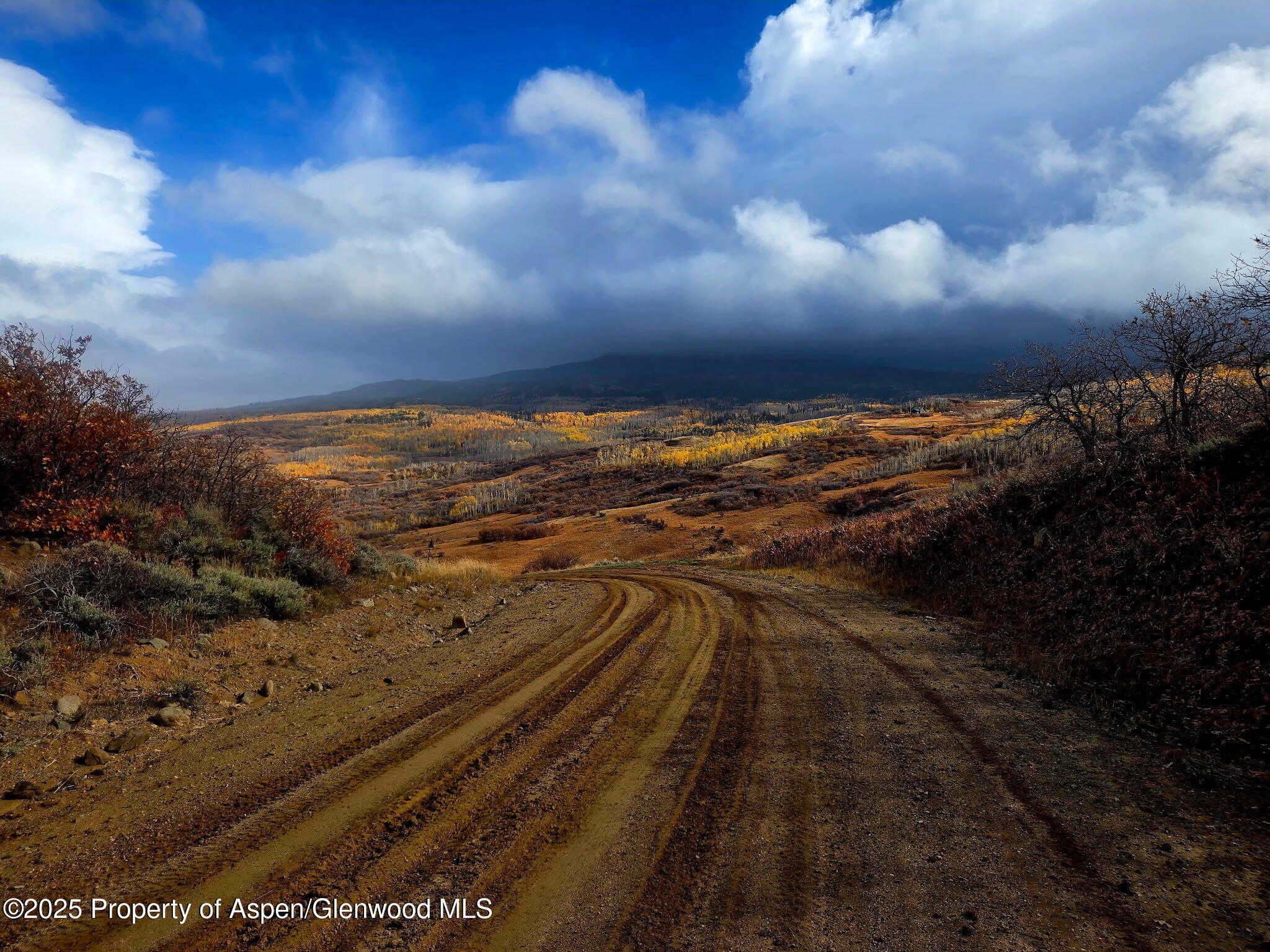 361 Sprout Drive Craig, CO 81625 - Photo 7 of 8 a view of city and ocean