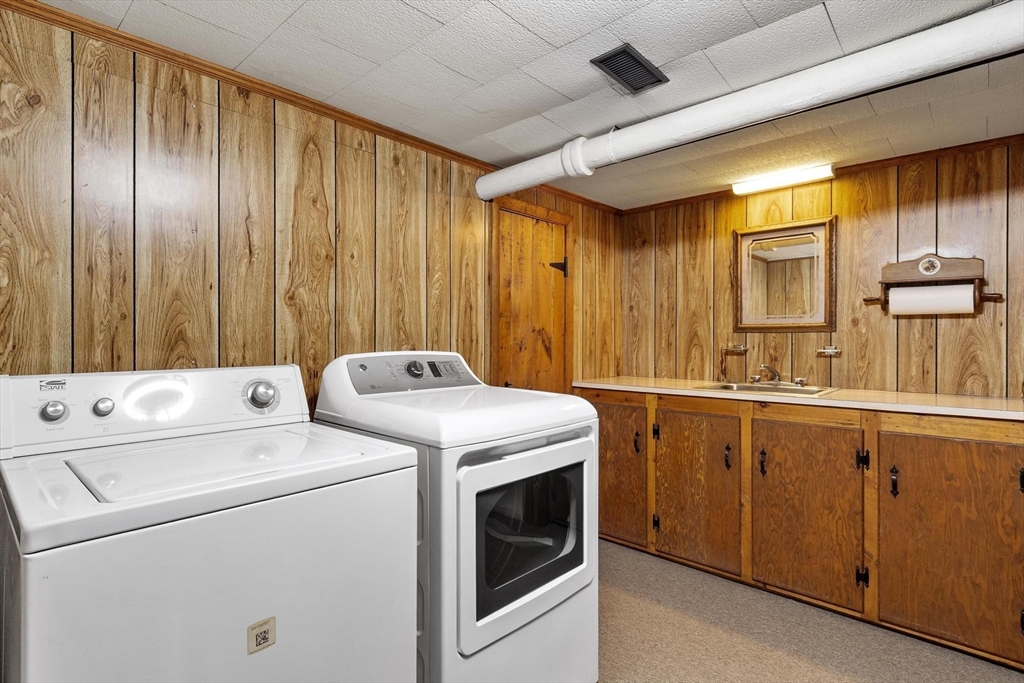 48 Chickering Street Lawrence, MA 01843 - Photo 30 of 38