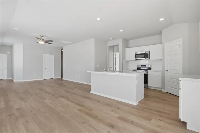 $348,000 | 20391 West 194th Terrace, Spring Hill, KS 66083