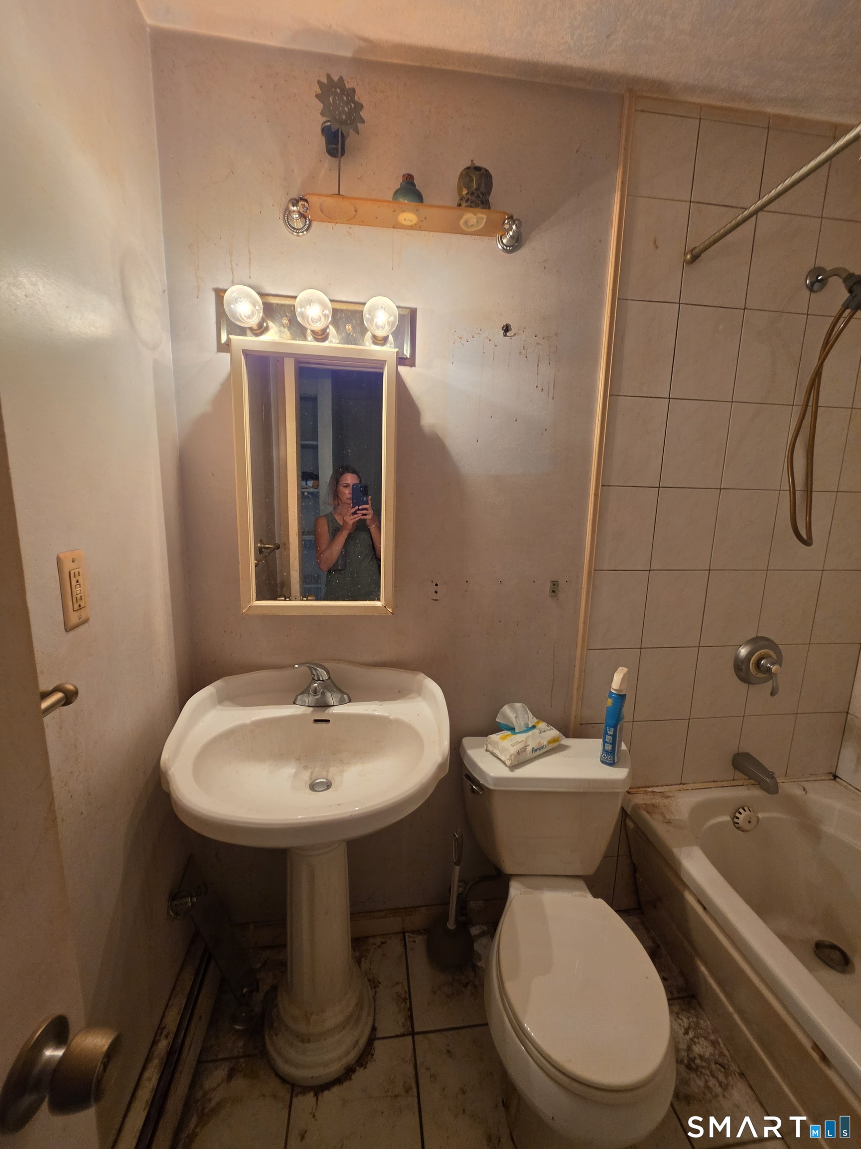 49 Ridge Road, Unit 4 Naugatuck, CT 06770 - Photo 19 of 25 Gallery Image 19