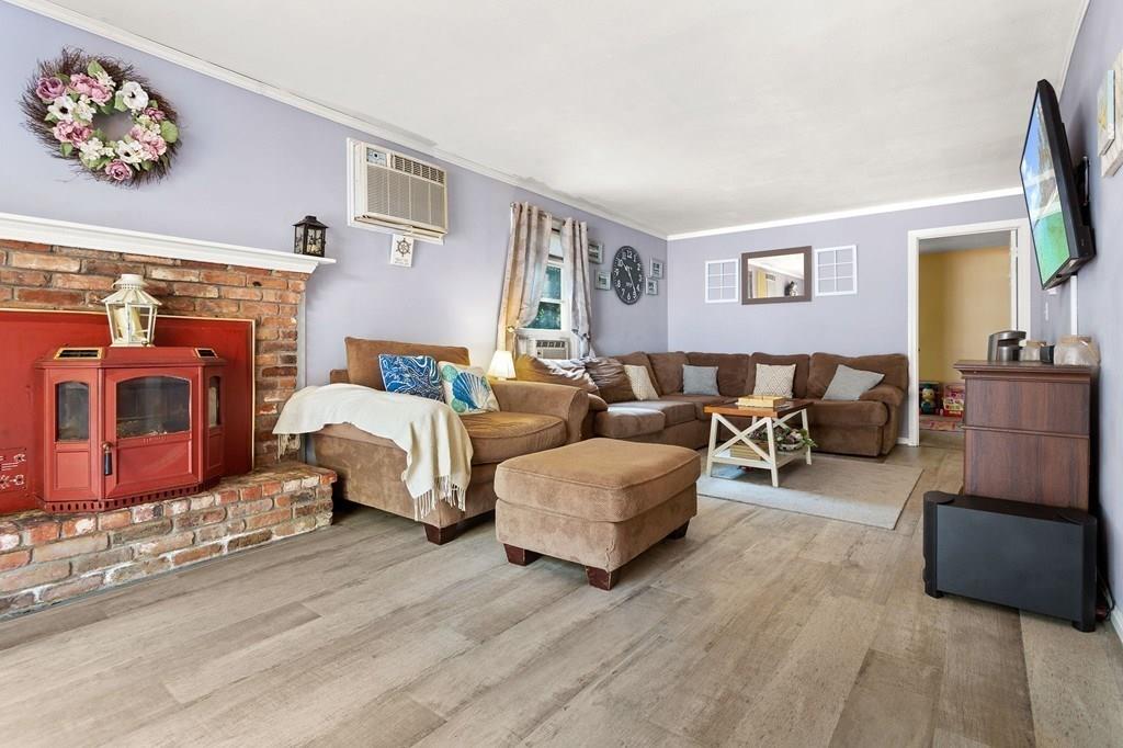 14 Montserrat Road Beverly, MA 01915 - Photo 5 of 28 Gallery Image 5