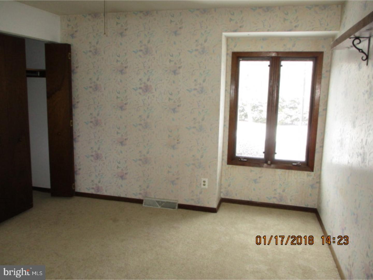 313 Barnsboro Road Sewell, NJ 08080 - Photo 14 of 19