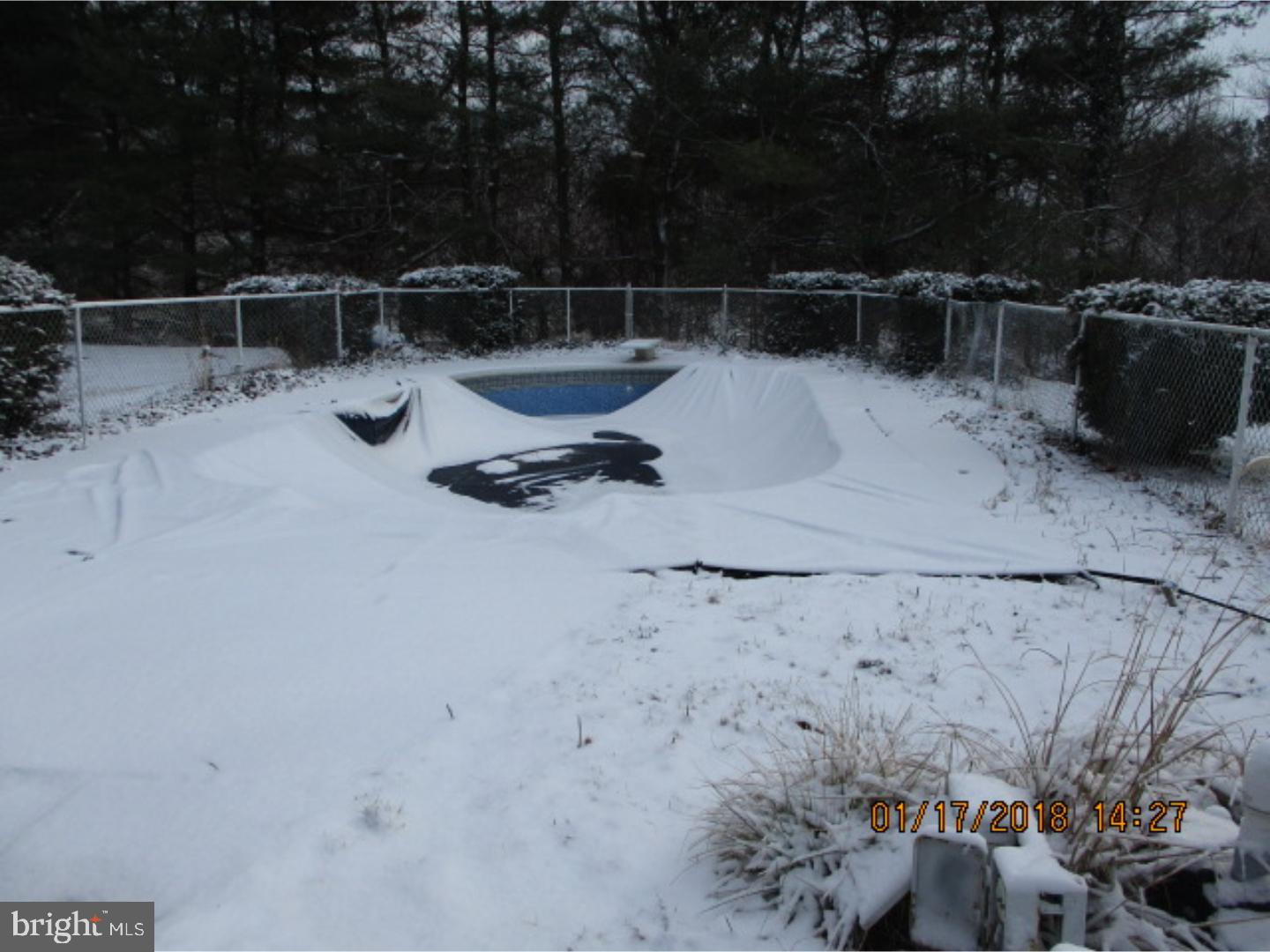 313 Barnsboro Road Sewell, NJ 08080 - Photo 4 of 19