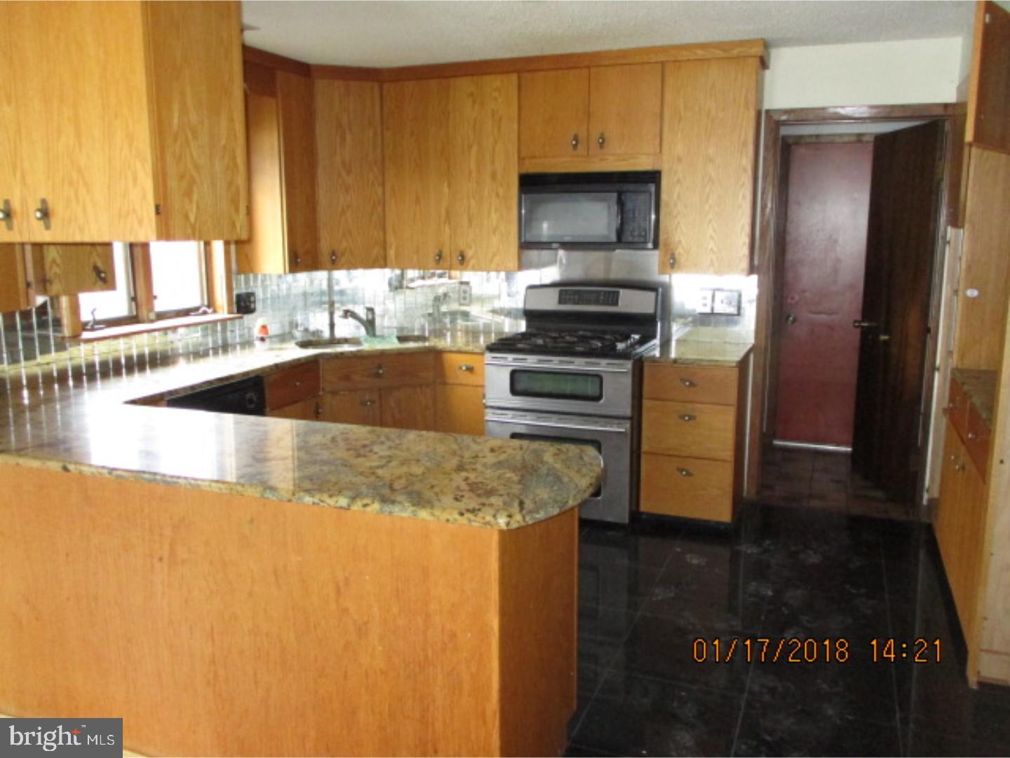 313 Barnsboro Road Sewell, NJ 08080 - Photo 8 of 19