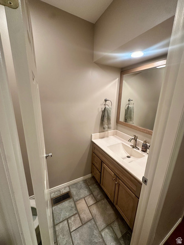 1715 Darling Street, Unit 3 Ogden, UT 84403 - Photo 11 of 26 Guest Bathroom on main level