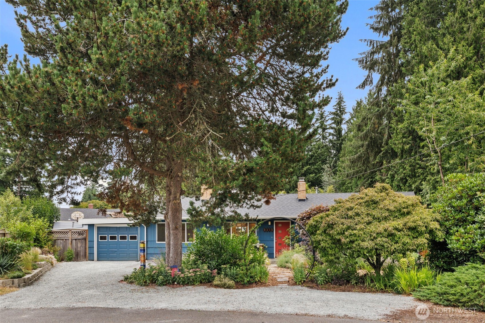 8315 198th Street Southwest Edmonds, WA 98026 - Photo 3 of 37
