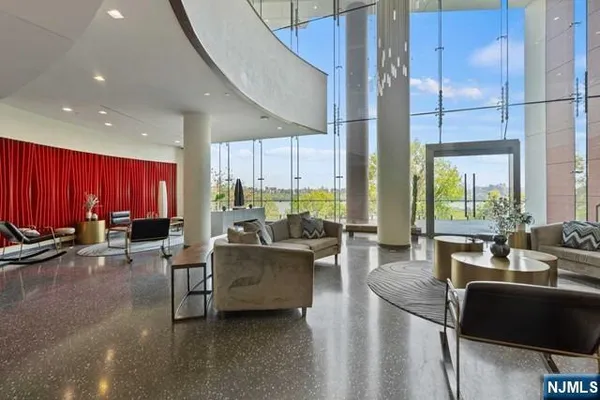 $4,750 | 320 Adolphus Avenue, Unit 404, Cliffside Park, NJ 07010