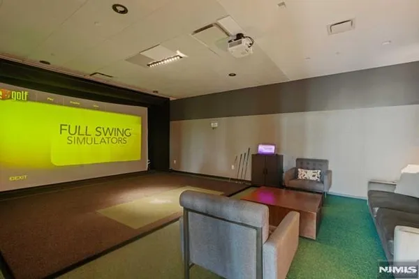 $4,750 | 320 Adolphus Avenue, Unit 404, Cliffside Park, NJ 07010