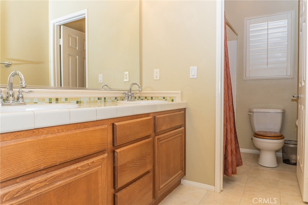 31043 Tiverton Road Menifee, CA 92584 - Photo 17 of 36
