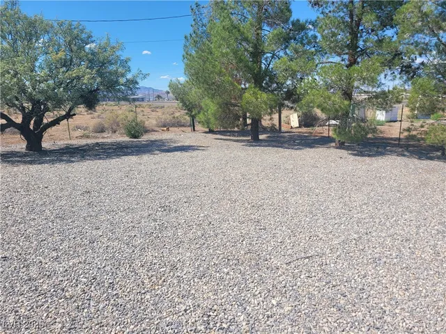 $1,700 | 1060 South Bunch Street, Pahrump, NV 89048