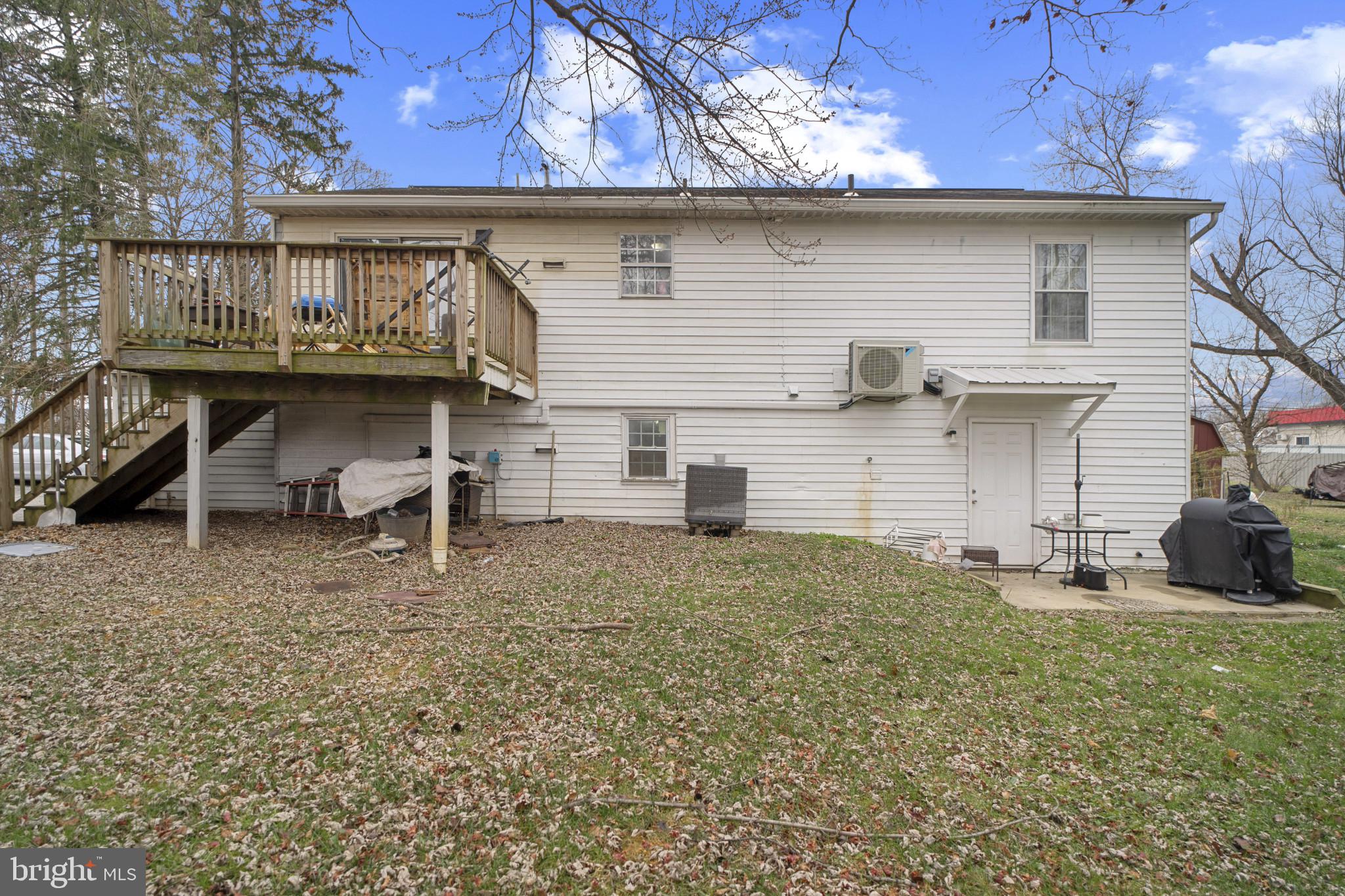 1909 Hanover Pike Hampstead, MD 21074 - Photo 29 of 29 Rear of home