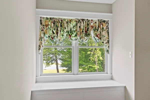 $879,000 | 11580 East 565 North, Orland, IN 46776