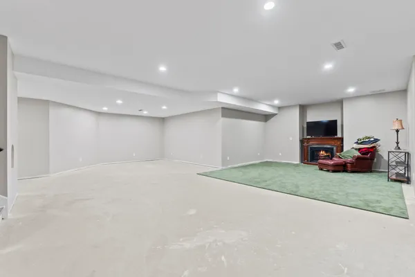 $879,000 | 11580 East 565 North, Orland, IN 46776