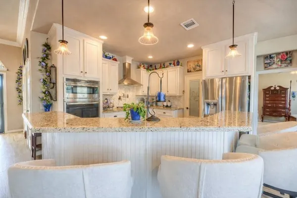 $474,900 | 293 Twin Magnolia, Onalaska, TX 77360