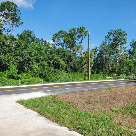 a view of a garden area