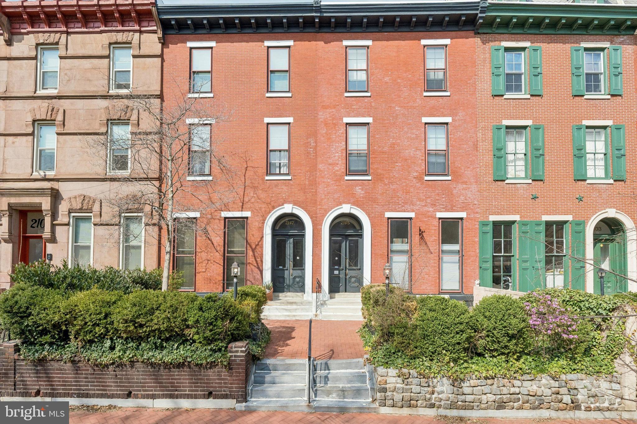 2105 Green Street, Unit 3R Philadelphia, PA 19130 - Photo 1 of 11 front view of a building