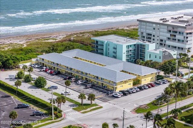 $1,800 | 3820 Ocean Beach Boulevard, Unit 232, Cocoa Beach, FL 32931