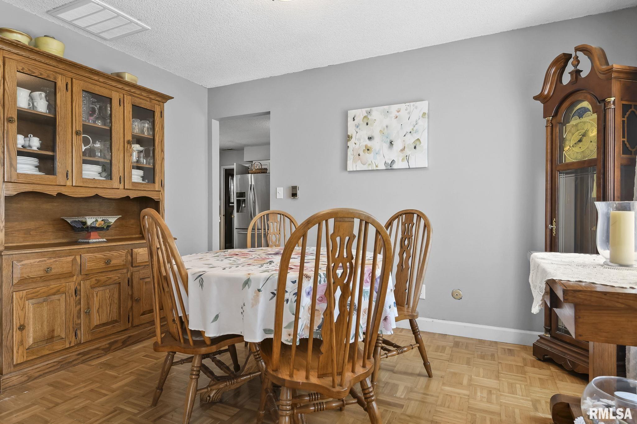 40 Arabian Spur Springfield, IL 62702 - Photo 6 of 39