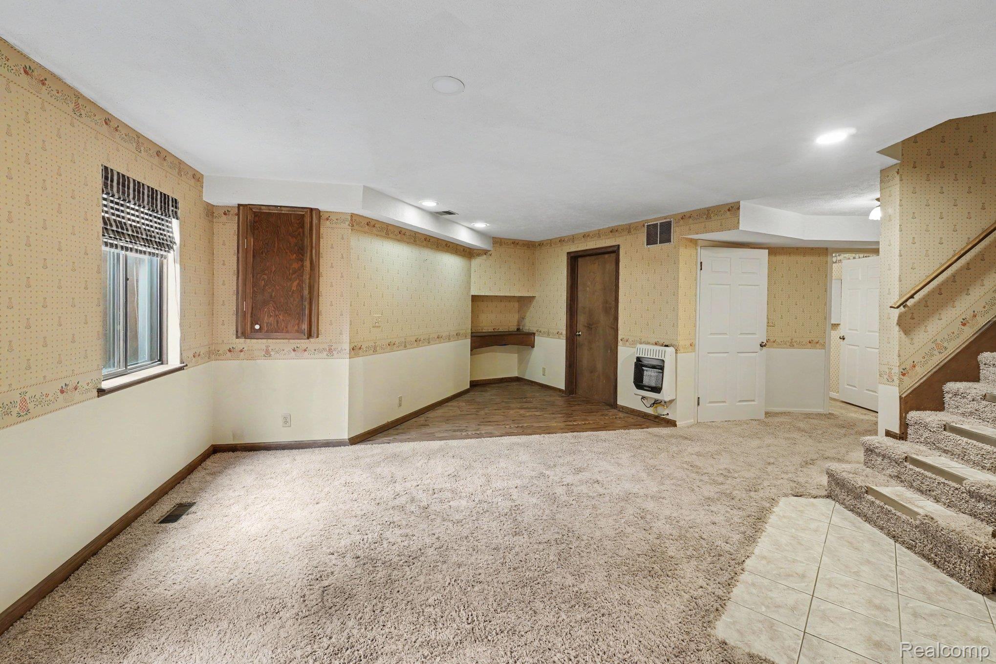 4425 North Henderson Road Davison, MI 48423 - Photo 31 of 43 031_file_4892.jpg