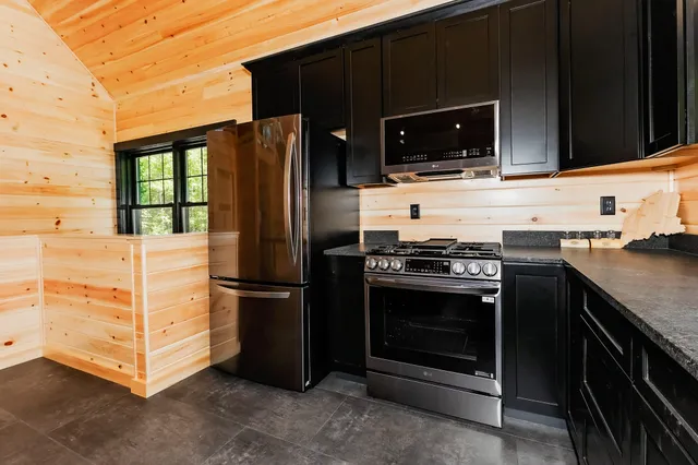 $525,000 | 9 Beechnut Ridge, Strong, ME 04983