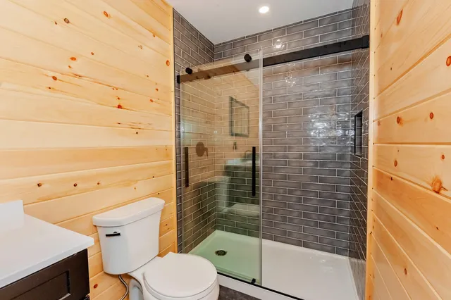 $525,000 | 9 Beechnut Ridge, Strong, ME 04983