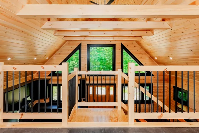 $525,000 | 9 Beechnut Ridge, Strong, ME 04983