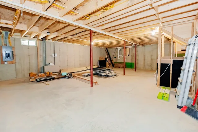 $525,000 | 9 Beechnut Ridge, Strong, ME 04983