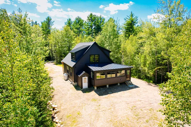 $525,000 | 9 Beechnut Ridge, Strong, ME 04983