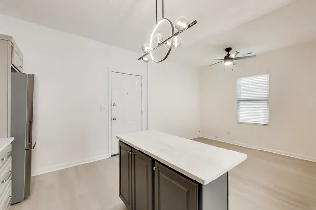 $1,700 | 912 North Ashland Avenue, Unit 3C, Chicago, IL 60622