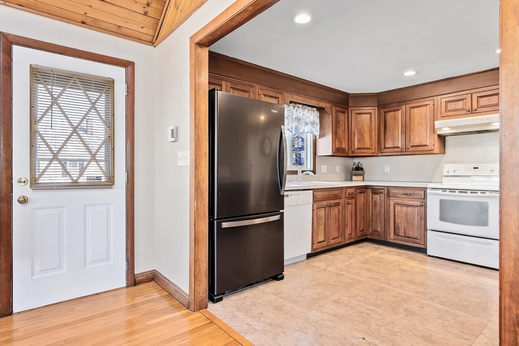 1 Nickerson Road Peabody, MA 01960 - Photo 16 of 39 Gallery Image 16