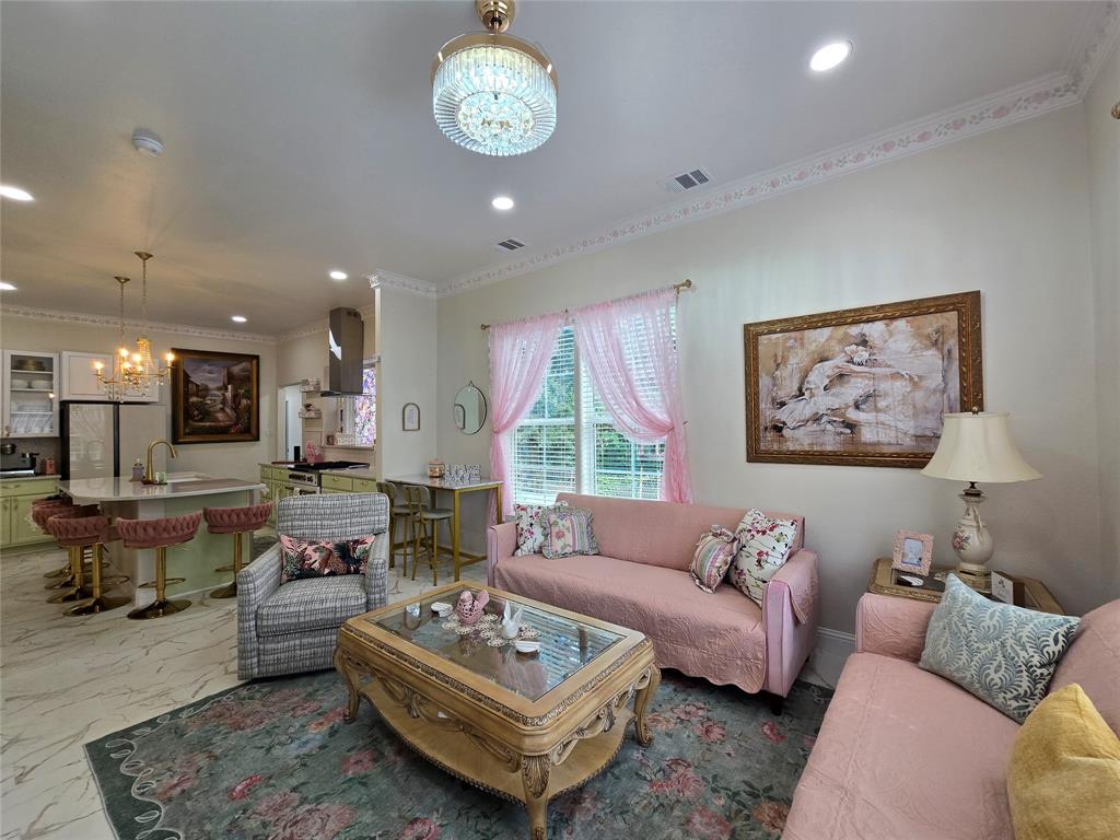 401 East Chestnut Street Denison, TX 75021 - Photo 1 of 21