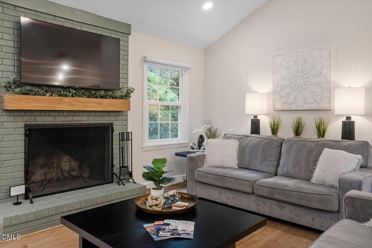 4805 Kilkenny Place Raleigh, NC 27612 - Photo 4 of 30
