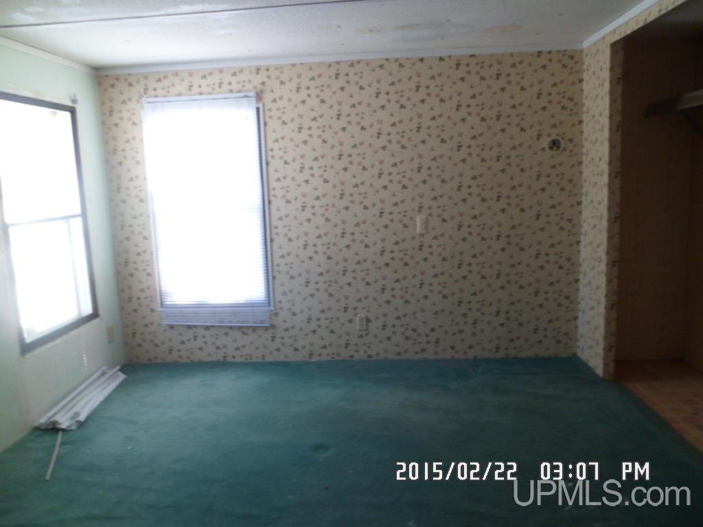 15627 North Co Road Wilson, MI 49896 - Photo 10 of 22