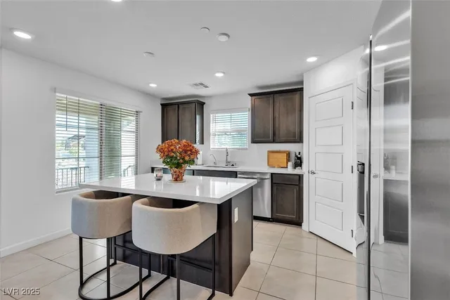 $2,050 | 901 Jigglypuff Place, Henderson, NV 89011