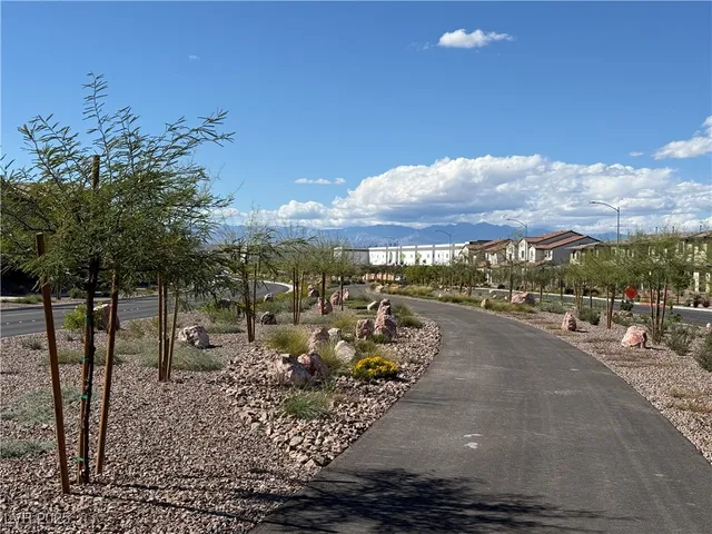 $2,050 | 901 Jigglypuff Place, Henderson, NV 89011