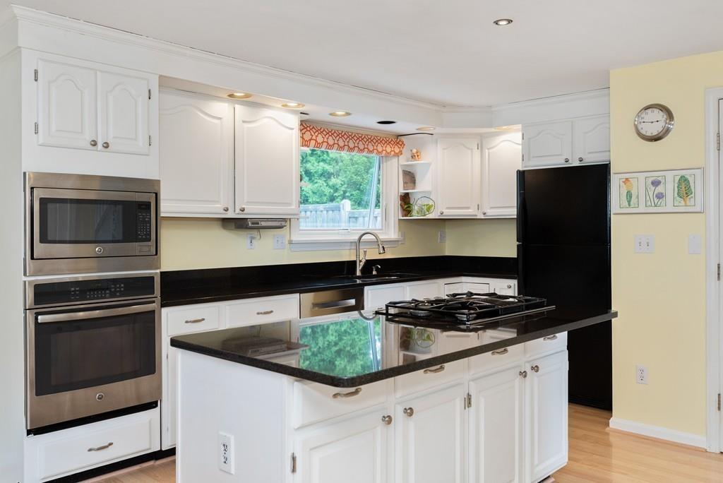 84 Glencliff Road Boston, MA 02131 - Photo 6 of 24 Gallery Image 6
