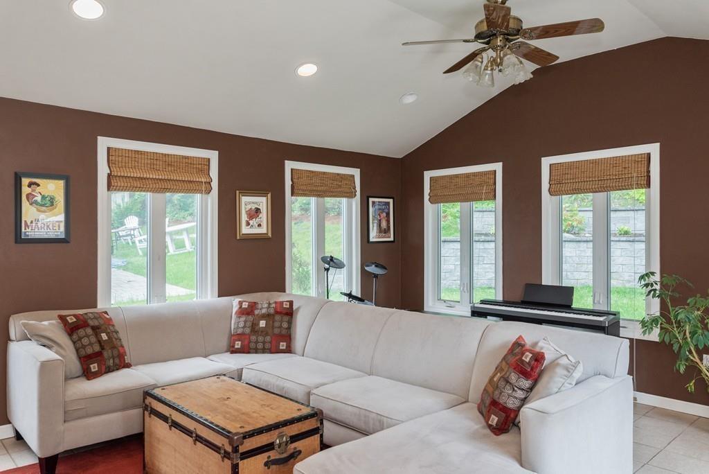 84 Glencliff Road Boston, MA 02131 - Photo 10 of 24 Gallery Image 10