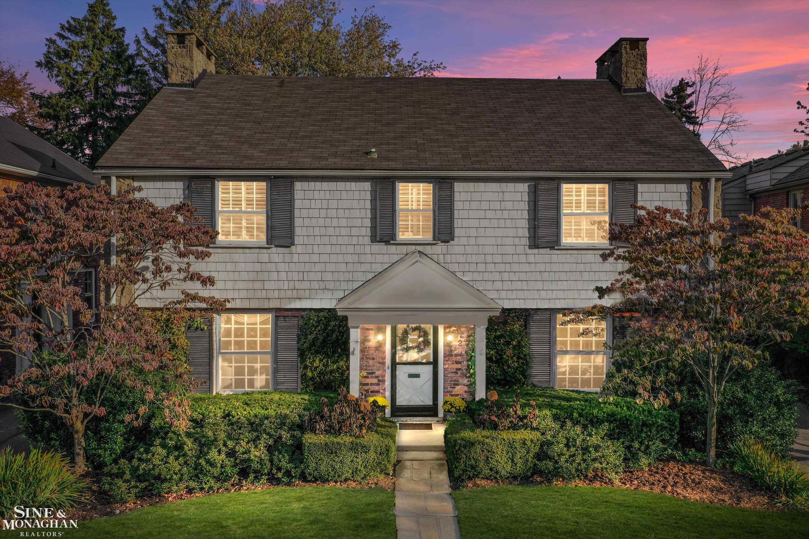 274 Lewiston Road Grosse Pointe Farms, MI 48236 - Photo 4 of 55