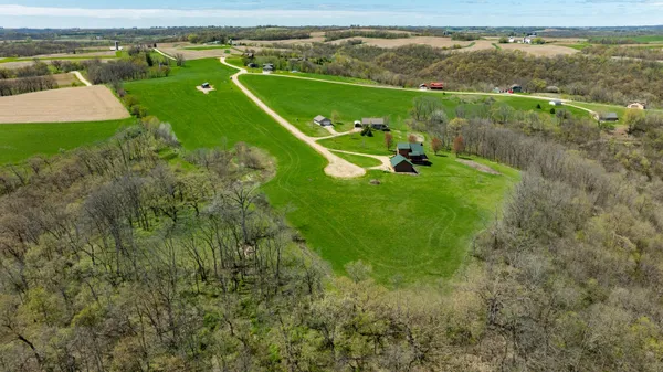 $72,999 | 52303 Monroe Lane, Wauzeka, WI 53826