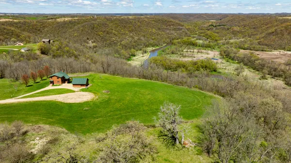 $72,999 | 52303 Monroe Lane, Wauzeka, WI 53826