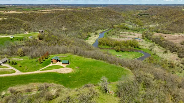$72,999 | 52303 Monroe Lane, Wauzeka, WI 53826