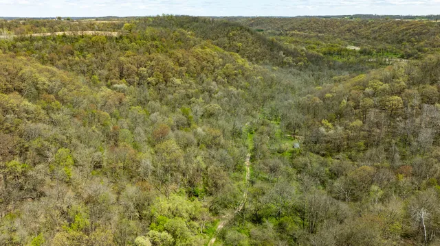 $79,999 | 52303 Monroe Lane, Wauzeka, WI 53826