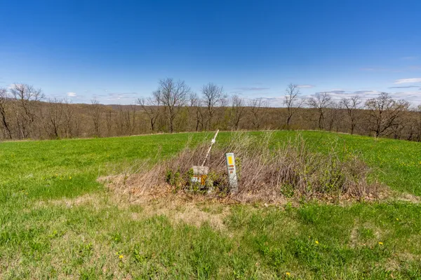 $72,999 | 52303 Monroe Lane, Wauzeka, WI 53826