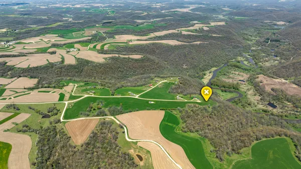 $72,999 | 52303 Monroe Lane, Wauzeka, WI 53826