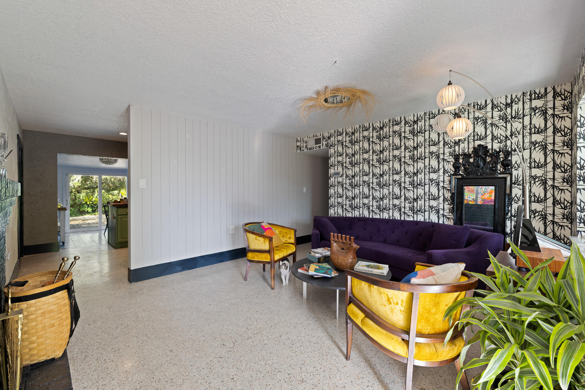 270 Richards Road Melbourne Beach, FL 32951 - Photo 8 of 41 MCM Living Room