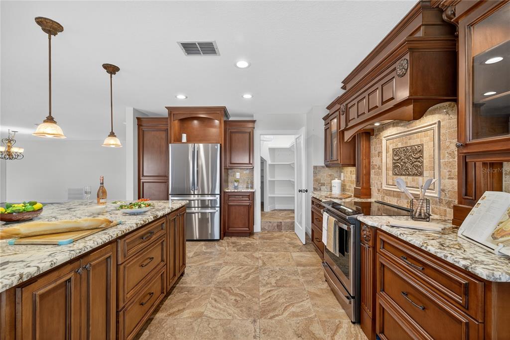 5124 South Shore Drive New Port Richey, FL 34652 - Photo 21 of 100