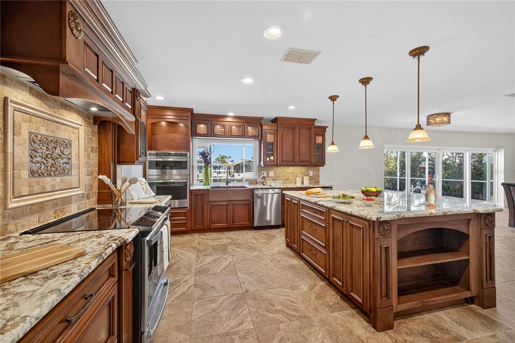 5124 South Shore Drive New Port Richey, FL 34652 - Photo 23 of 100